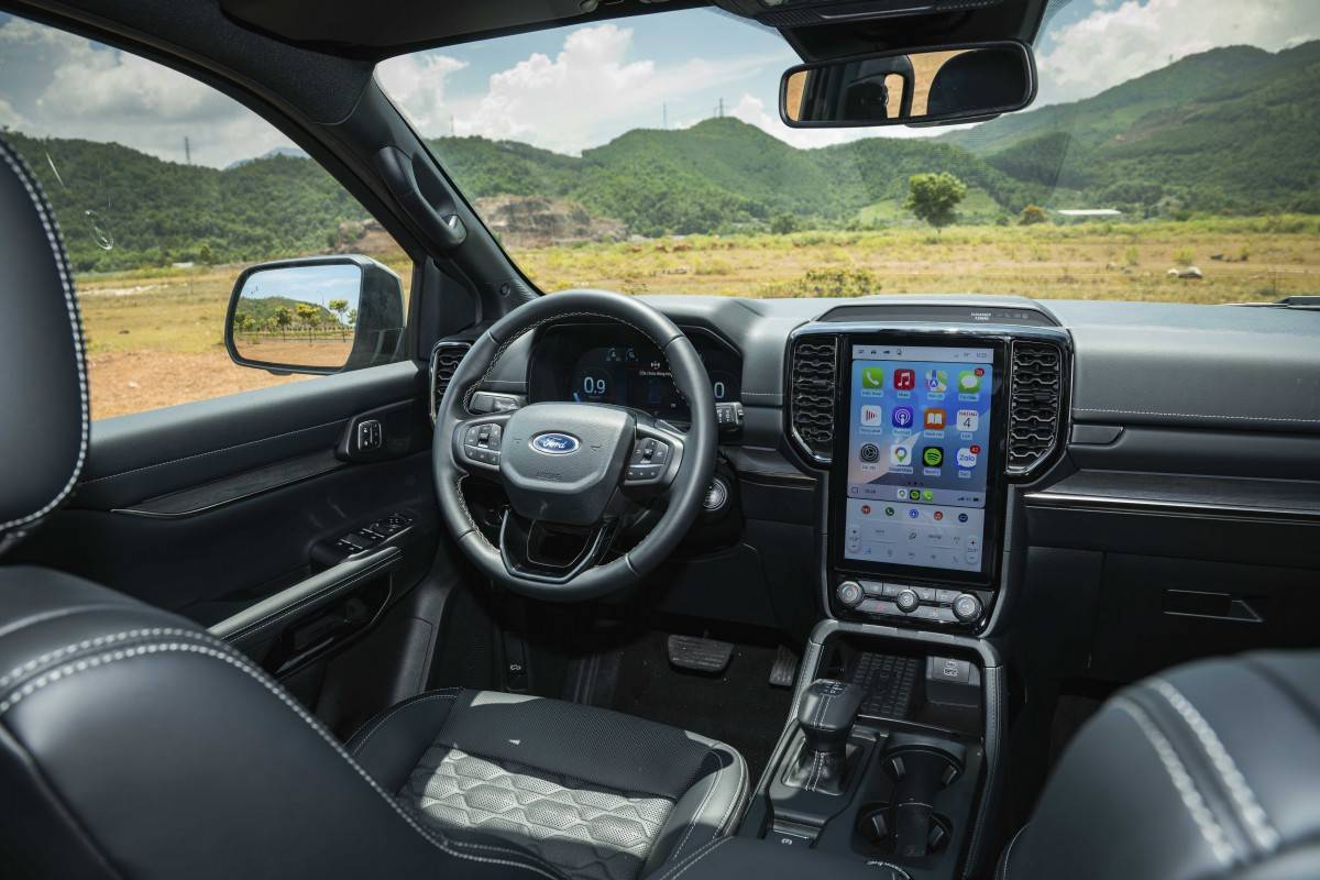 Ford Everest nâng cấp dải sản phẩm, đáp ứng đa dạng nhu cầu khách hàng