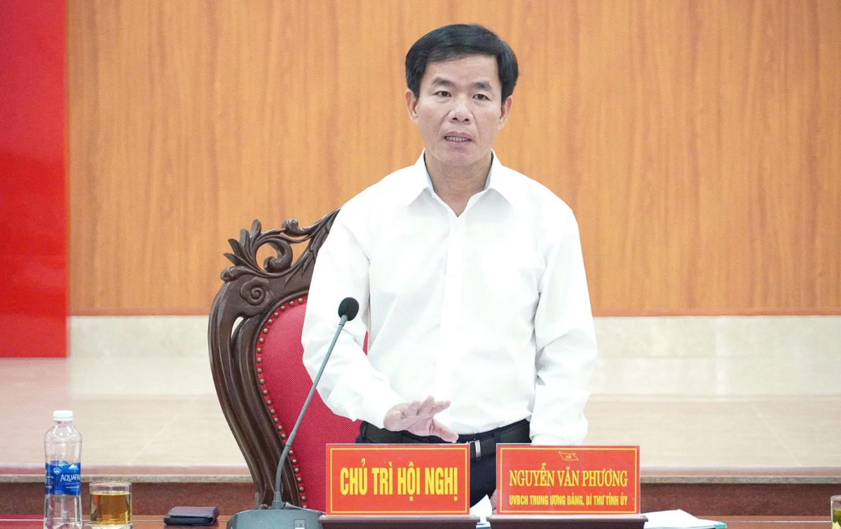 Quảng Trị đẩy nhanh giải ngân đầu tư công, hoàn thiện hạ tầng và chuyển đổi số ở cơ sở