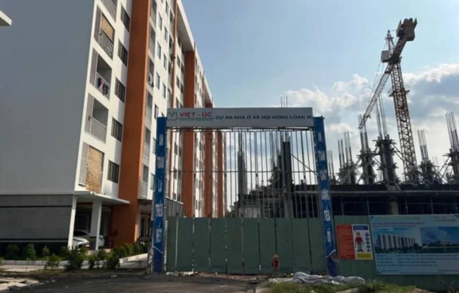 Đến tháng 4/2022, Công ty Cổ phần Xây dựng Thương mại Địa ốc Hồng Loan tăng vốn từ 127 tỷ đồng lên 200 tỷ đồng. Trong ảnh là 
