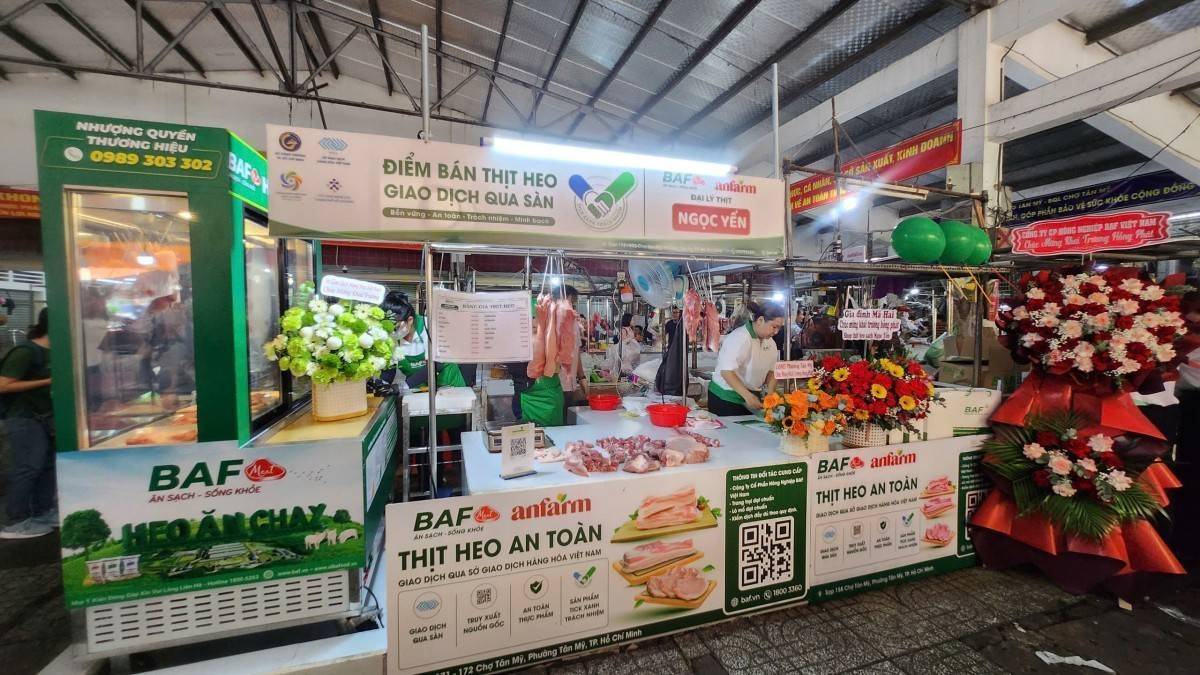 Sở Công thương TP.HCM khai trương hai điểm bán thịt heo gắn tích xanh trách nhiệm