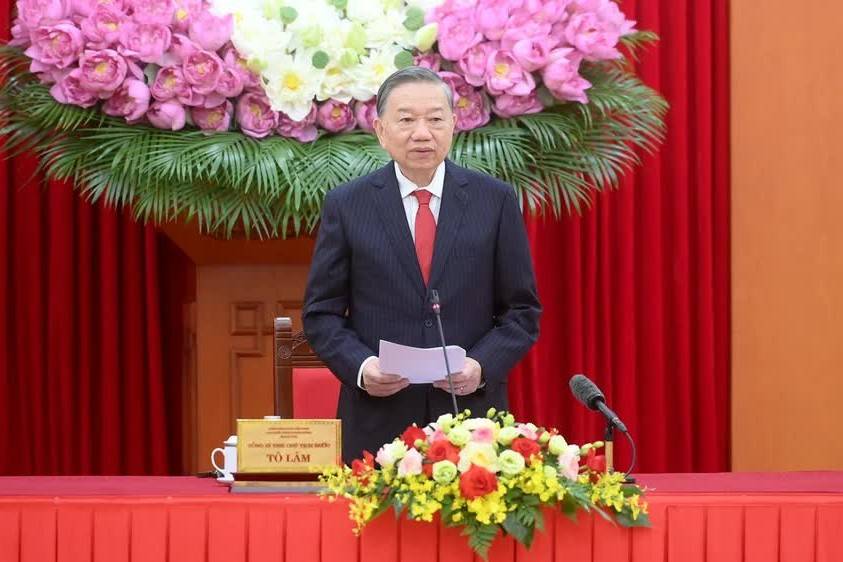 Tổng Bí thư, Chủ tịch nước Tô Lâm: Công tác lý luận phải đi trước, dự báo và tháo gỡ các điểm nghẽn phát triển