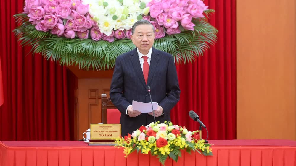 Tổng Bí thư, Chủ tịch nước Tô Lâm: Công tác lý luận phải đi trước, dự báo và tháo gỡ các điểm nghẽn phát triển