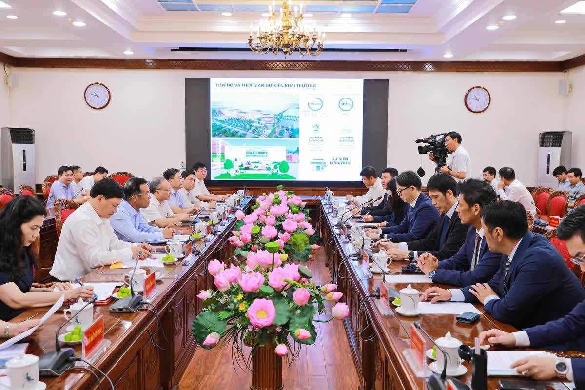 Toàn cảnh buổi làm việc