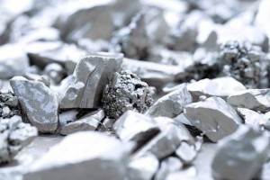 Thị trường bạc toàn cầu: Đi tìm điểm cân bằng mới trong bối cảnh Fed giữ lãi suất cao
