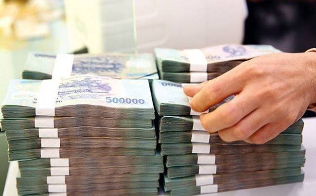 Giữ ổn định lãi suất trước áp lực vốn, tín dụng và thanh khoản gia tăng