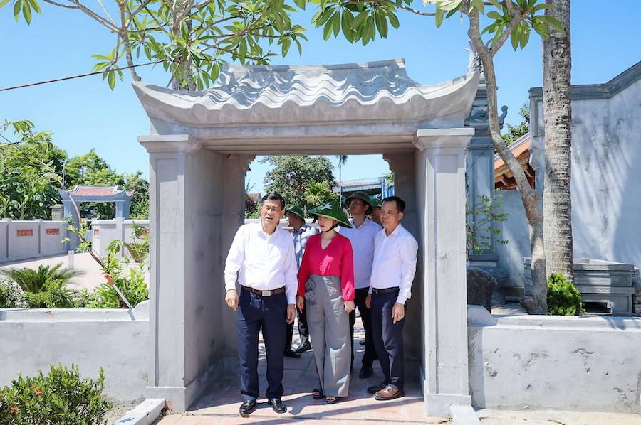 Hạng mục nhà ở đồng chí Hồ Tùng Mậu, khuôn viên khu mộ và hệ thống nhà che bia thuộc dự án Tu bổ, tôn tạo di tích tại xã Quỳnh Anh đã được xây dựng 