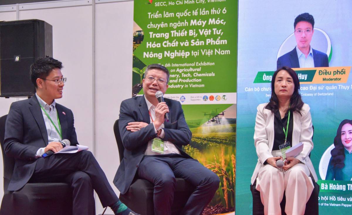 Xuất khẩu nông sản Việt Nam: Không thể đi xa nếu chỉ dựa vào sản lượng và giá rẻ