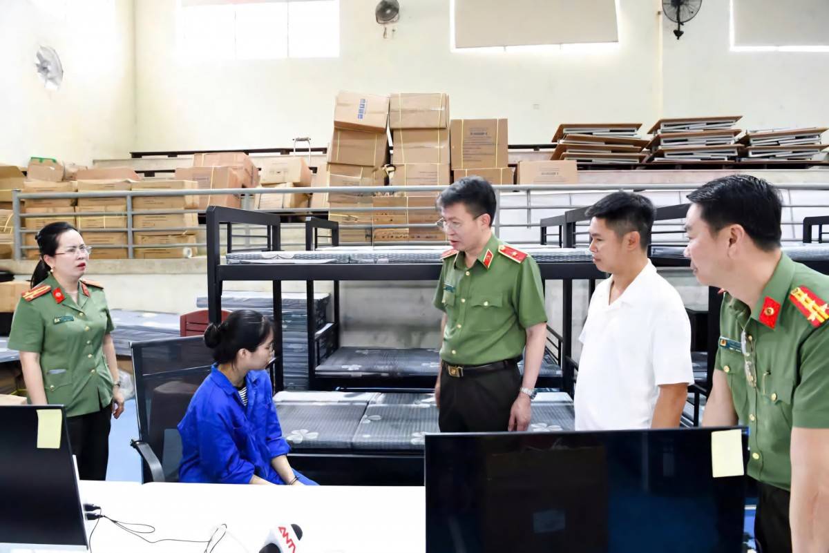 Phú Thọ vô hiệu hóa trung tâm lừa đảo công nghệ cao xuyên quốc gia