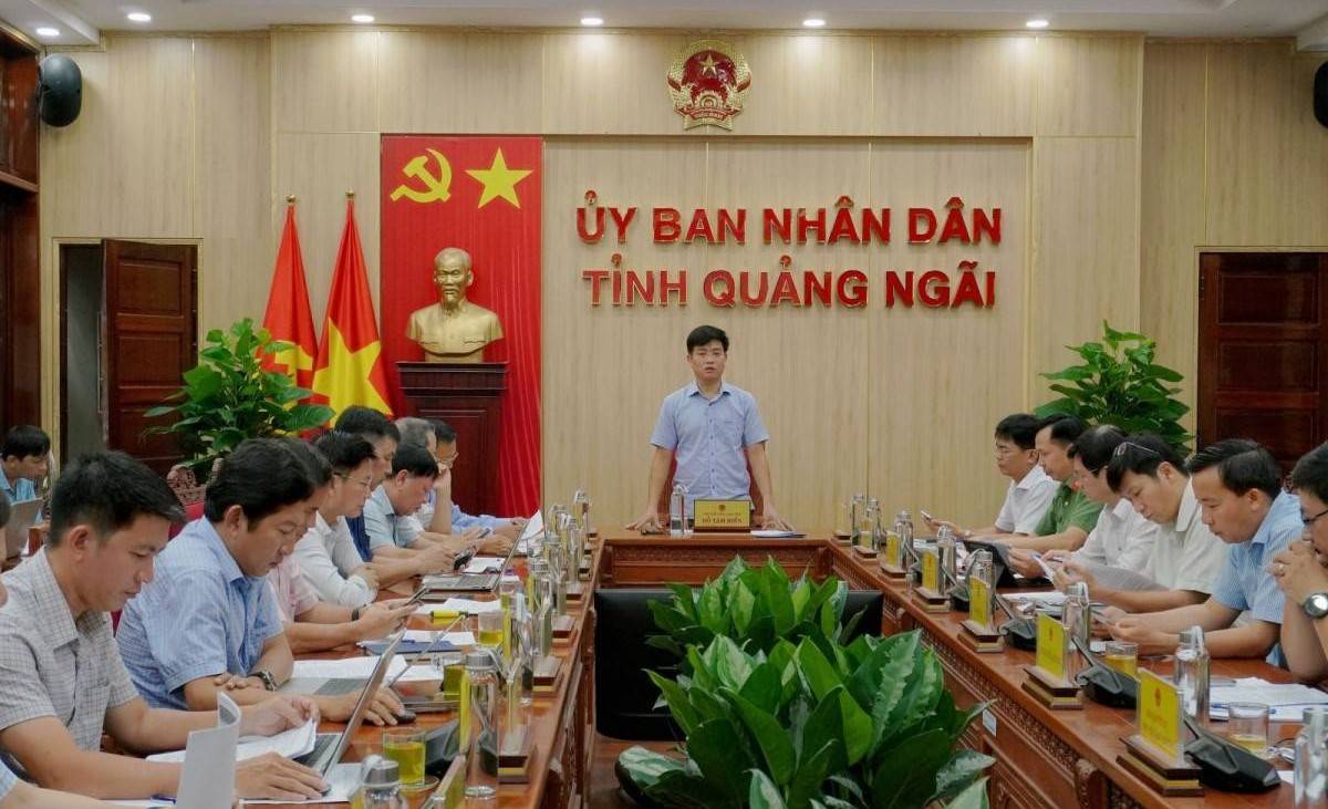 Quảng Ngãi tháo gỡ vướng mắc mặt bằng cho loạt dự án tỷ USD tại Dung Quất
