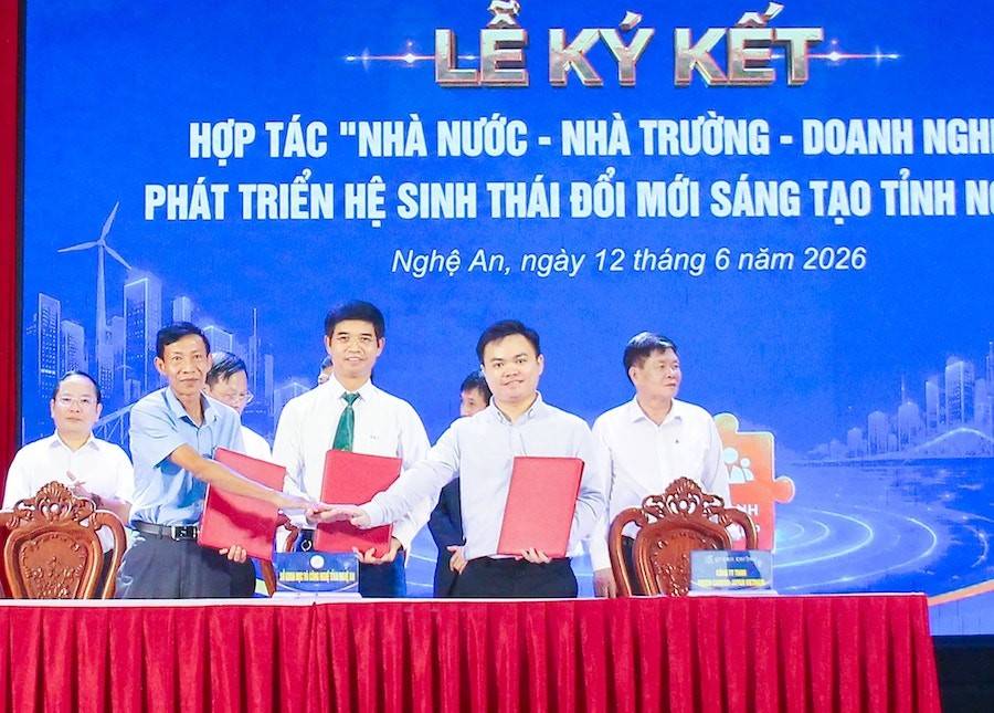 Sở Khoa học và Công nghệ tỉnh Nghệ An, Viện Khoa học kỹ thuật nông nghiệp Bắc Trung Bộ, Công ty TNHH Green Carbon Japan Vietnam ký kết chương trình hợp tác tại hội thảo