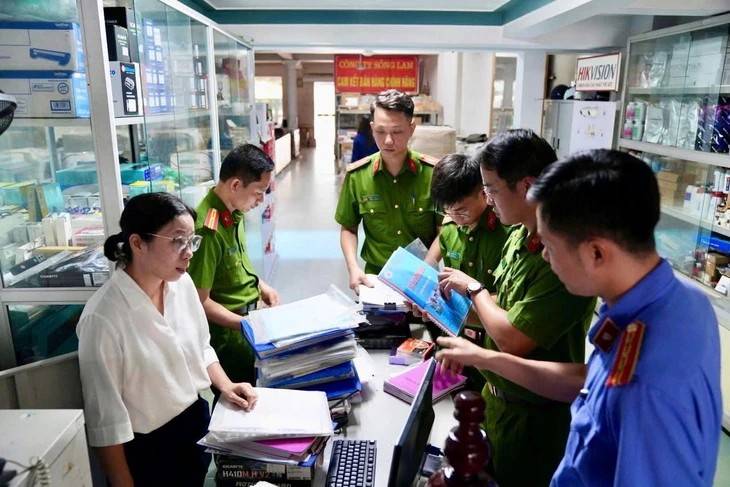 phần mềm lậu,Windows không bản quyền,Office không bản quyền 1