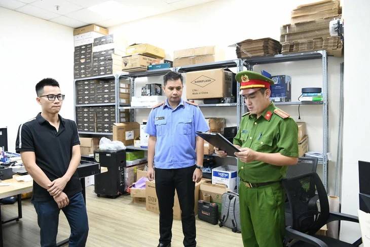 phần mềm lậu,Windows không bản quyền,Office không bản quyền 2