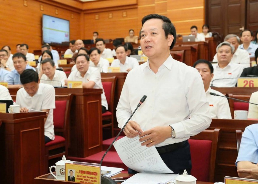 Đồng chí Phạm Quang Ngọc phát biểu chỉ đạo tại kỳ họp