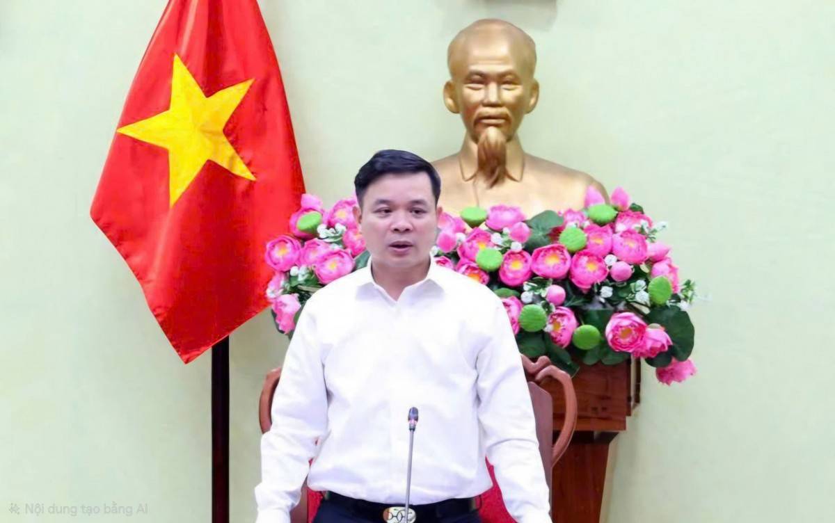 Chủ tịch UBND tỉnh Đắk Lắk Đỗ Hữu Huy yêu cầu phải bảo đảm tính chuyên nghiệp, sang trọng, xứng tầm với quy mô và ý nghĩa của hội nghị.