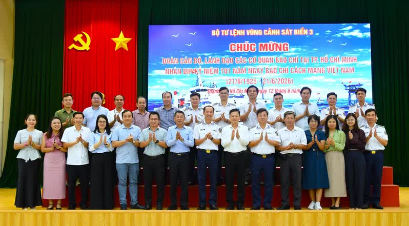Bộ Tư lệnh Vùng Cảnh sát biển 3: Báo chí góp phần tuyên truyền bảo vệ biển, đảo