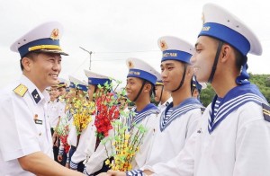 Vùng 2 Hải quân quyết liệt bảo vệ ngư trường khu vực biển giáp ranh