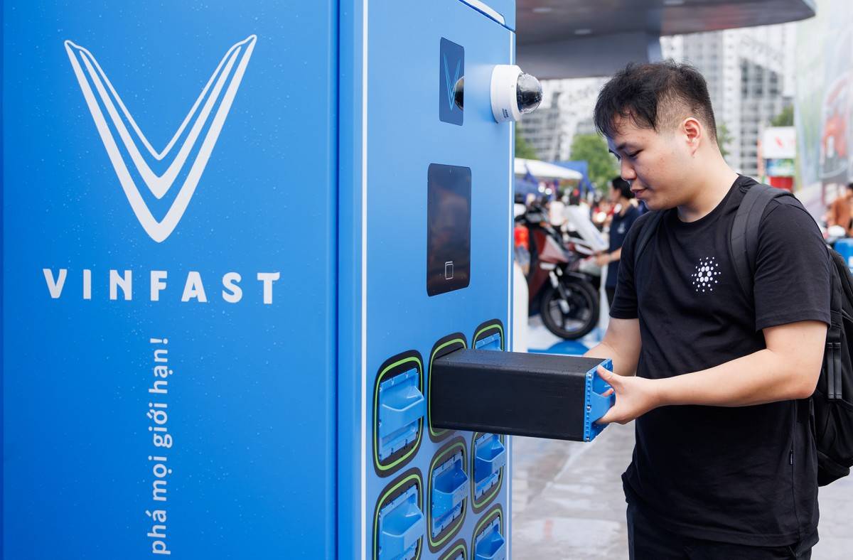 Từ cột mốc 1 triệu xe xuất xưởng: VinFast đã đưa xe máy điện thành một phần trong đời sống người Việt như thế nào?