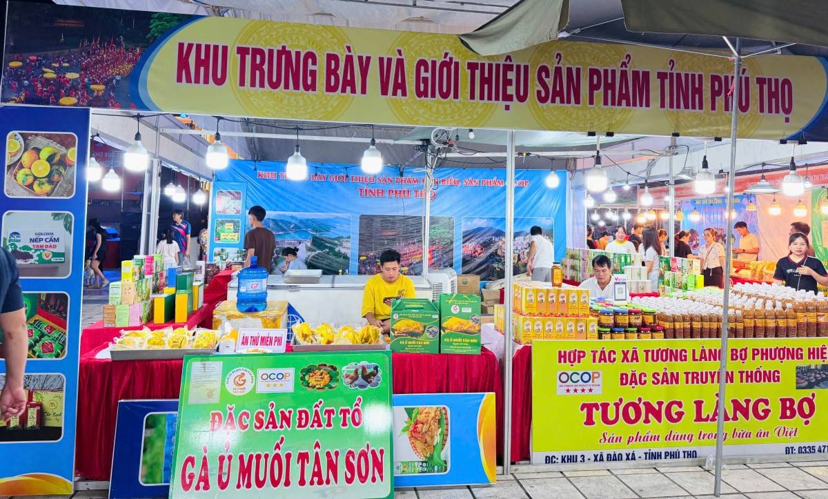 Hơn 200 gian hàng làm nóng Hội chợ OCOP Điện Biên 2026