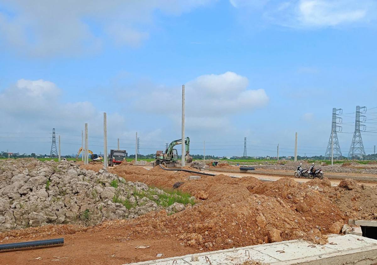 Đua tiến độ tái định cư, bàn giao mặt bằng cho đường sắt tốc độ cao Bắc - Nam