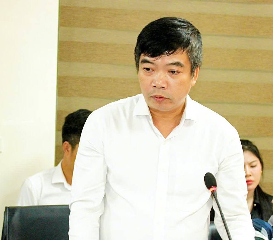 Đại diện chủ đầu tư dự án phát biểu tại buổi làm việc