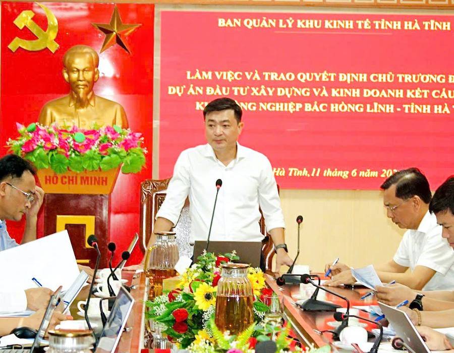 Phó Trưởng Ban Quản lý Khu kinh tế tỉnh Hà Tĩnh Trần Đình Nghị 