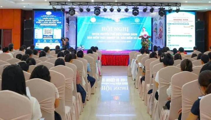 Nghệ An tổ chức Hội nghị tuyên truyền phổ biến chính sách BHTN, BHXH cho doanh nghiệp