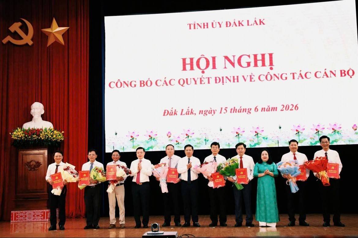 Đắk Lắk: Điều động, bổ nhiệm 20 cán bộ chủ chốt cấp sở, ngành và địa phương