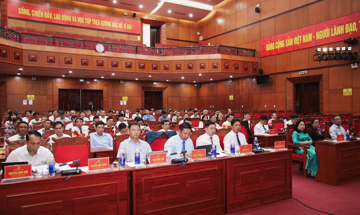 Đắk Lắk: Điều động, bổ nhiệm 20 cán bộ chủ chốt cấp sở, ngành và địa phương