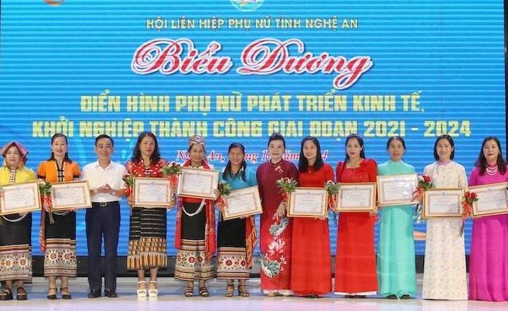Nghệ An: Hỗ trợ thành lập và duy trì hoạt động các nhóm, câu lạc bộ phụ nữ khởi nghiệp, phát triển kinh tế