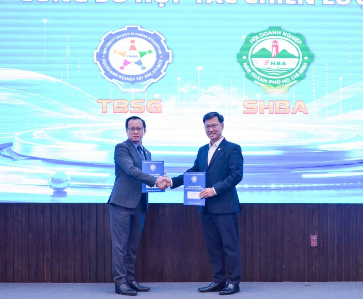 lễ ký kết hợp tác chiến lược giữa Hội Doanh nghiệp khu vực Tây Bắc Sài Gòn và Hội Doanh nghiệp Nam TP.HCM.