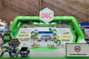 Hóa chất Đức Giang kiện toàn ban điều hành, bổ nhiệm hai Phó Tổng giám đốc thế hệ 8X