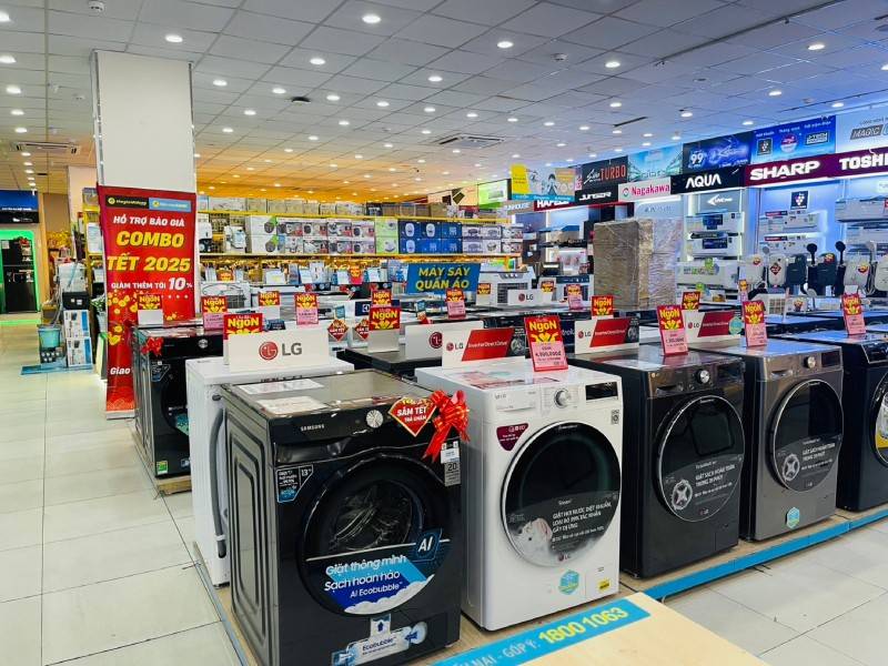 CTCP Đầu tư Điện Máy Xanh (DMX) – đơn vị vận hành các chuỗi Thế Giới Di Động, Điện Máy Xanh, Topzone, Erablue và Thợ Điện Máy Xanh là một trong những động lực tăng trưởng của MWG.