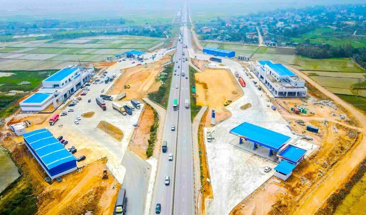 Trạm dừng nghỉ là điều kiện cần thiết để tổ chức thu phí đối với các tuyến cao tốc