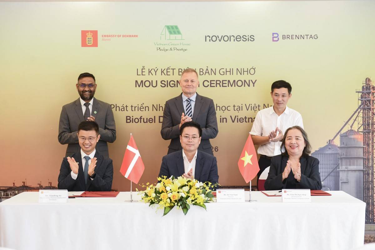Ký kết Biên bản ghi nhớ (MoU) Novonesis, Nhà Xanh Việt Nam tại Đại sứ quán Đan Mạch.jpg
