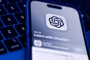 ChatGPT lần đầu mất mốc 50% thị phần, Gemini và Claude tăng tốc