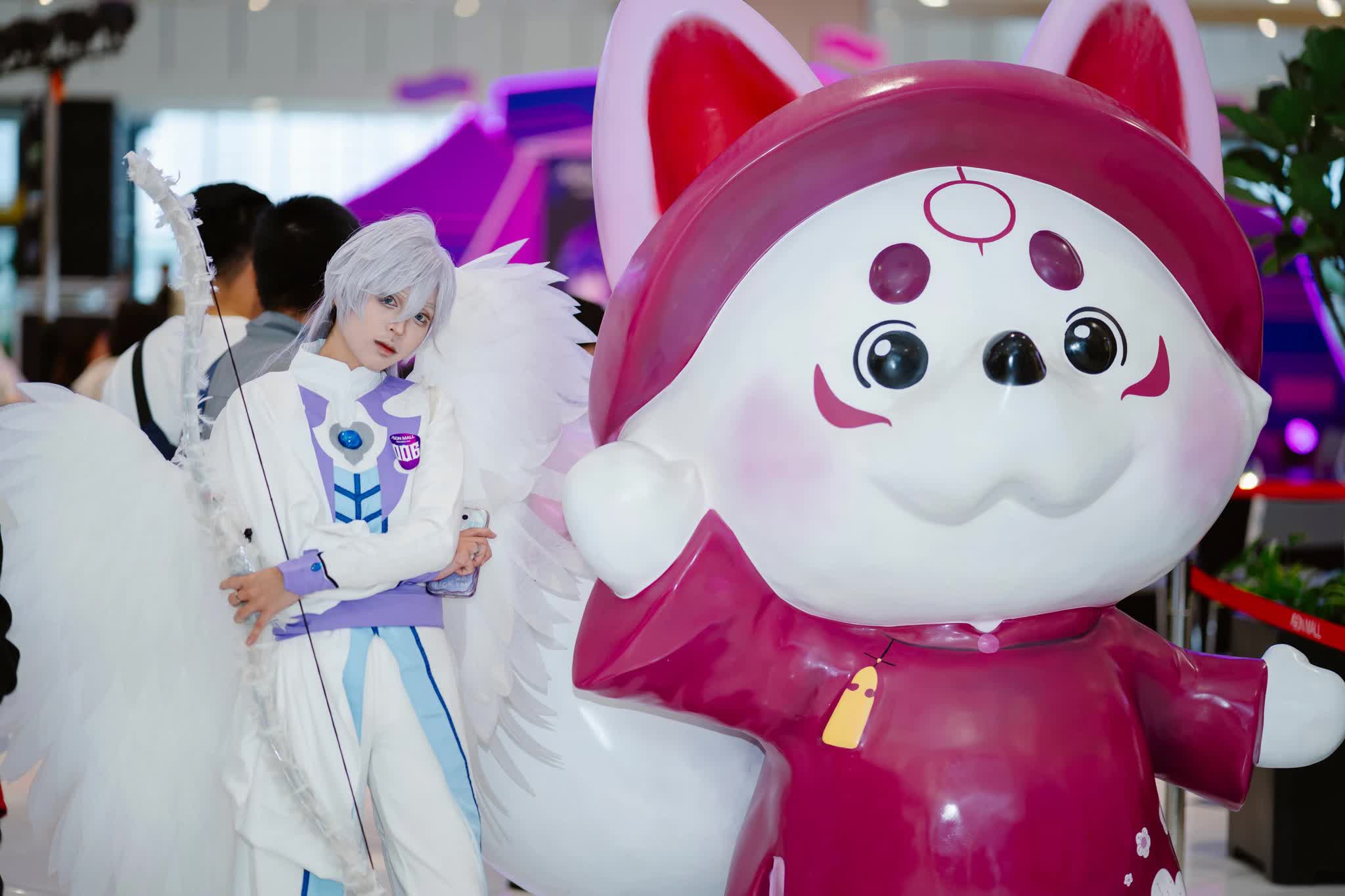 Điểm nhấn bùng nổ sôi động Lễ hội hóa trang tại Festival Biển Khánh Hòa 2026