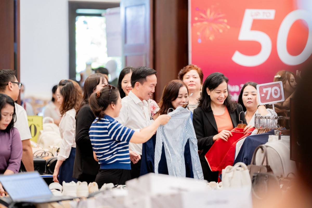 Hơn 300 thương hiệu hội tụ tại Đà Nẵng Mega Sale 2026, giảm giá tới 100%