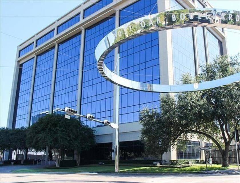 Trụ sở và môi trường làm việc của Tricon Energy tại Houston, Texas. Từ một công ty chỉ có 4 nhân sự năm 1996, Tricon hiện sở hữu mạng lưới hơn 28 văn phòng toàn cầu, hàng nghìn nhân viên và là một trong những doanh nghiệp phân phối hóa chất lớn nhất thế giới.