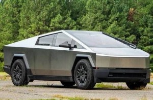 Thụy Điển phản đối Tesla FSD tại châu Âu vì lo ngại xe tự vượt tốc độ