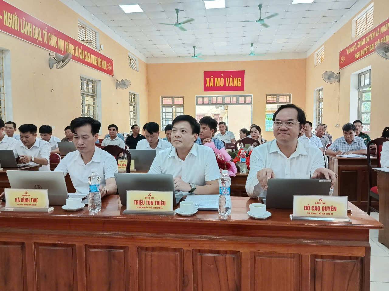 Các đại biểu tham dự hội nghị