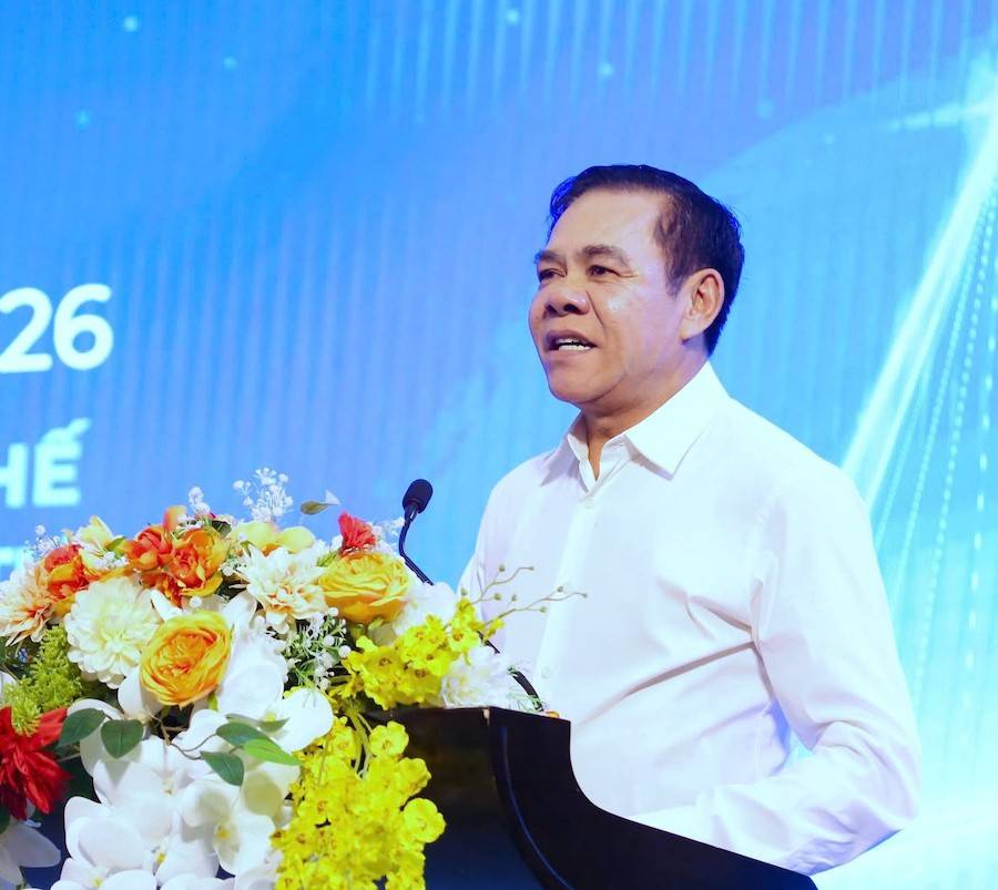 Chủ tịch UBND tỉnh nghệ An Võ Trọng Hải phát biểu tại Diễn đàn