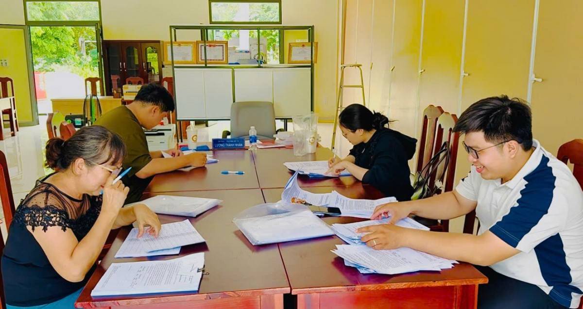 với 100% số hộ tham gia đều thống nhất với phương án 