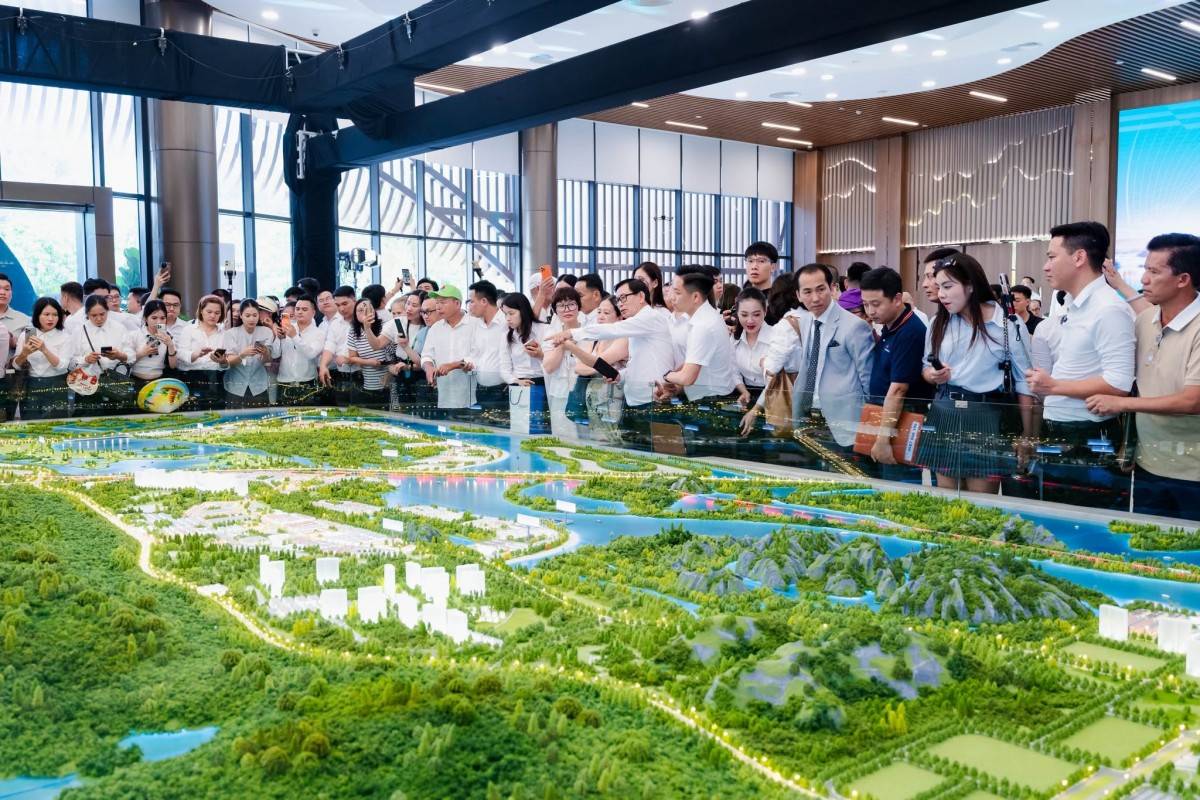Ngày càng nhiều khách hàng quan tâm tới siêu đô thị Vinhomes Global Gate Hạ Long.