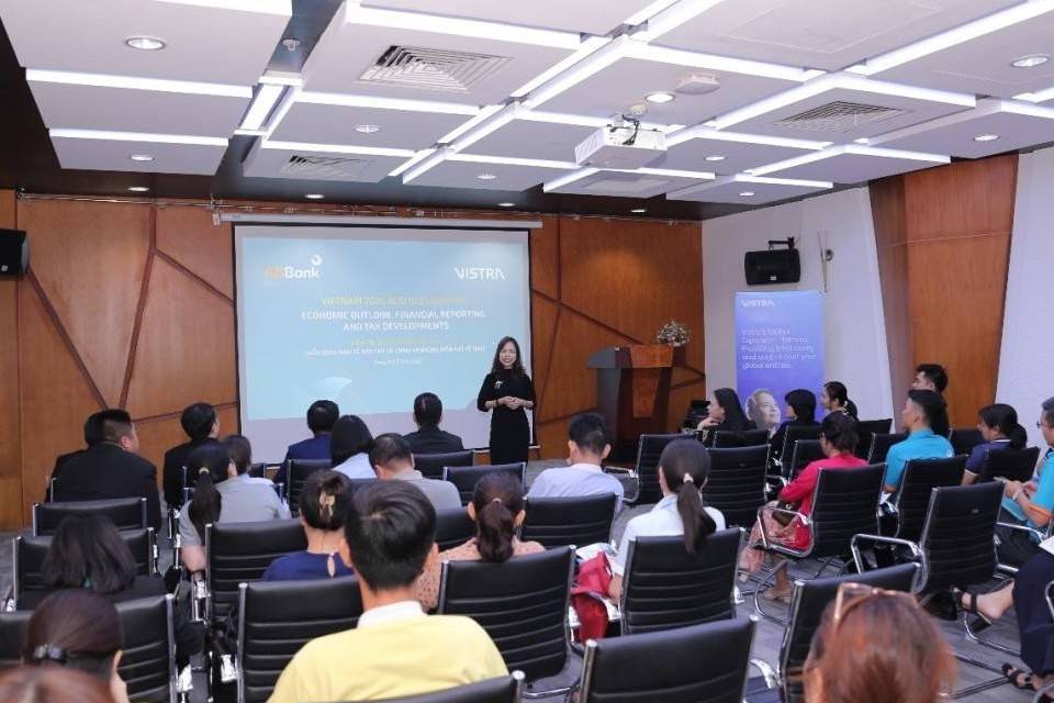 ABBank và Vistra chia sẻ triển vọng kinh tế, những thay đổi mới về kế toán và thuế cho doanh nghiệp