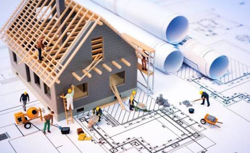 Ủy ban nhân dân cấp tỉnh ban hành quy định cụ thể về quy mô, chiều cao đối với công trình xây dựng mới và công trình đề nghị cấp giấy phép sửa chữa, cải tạo; thời hạn tồn tại của công trình để làm căn cứ cấp Giấy phép xây dựng có thời hạn.