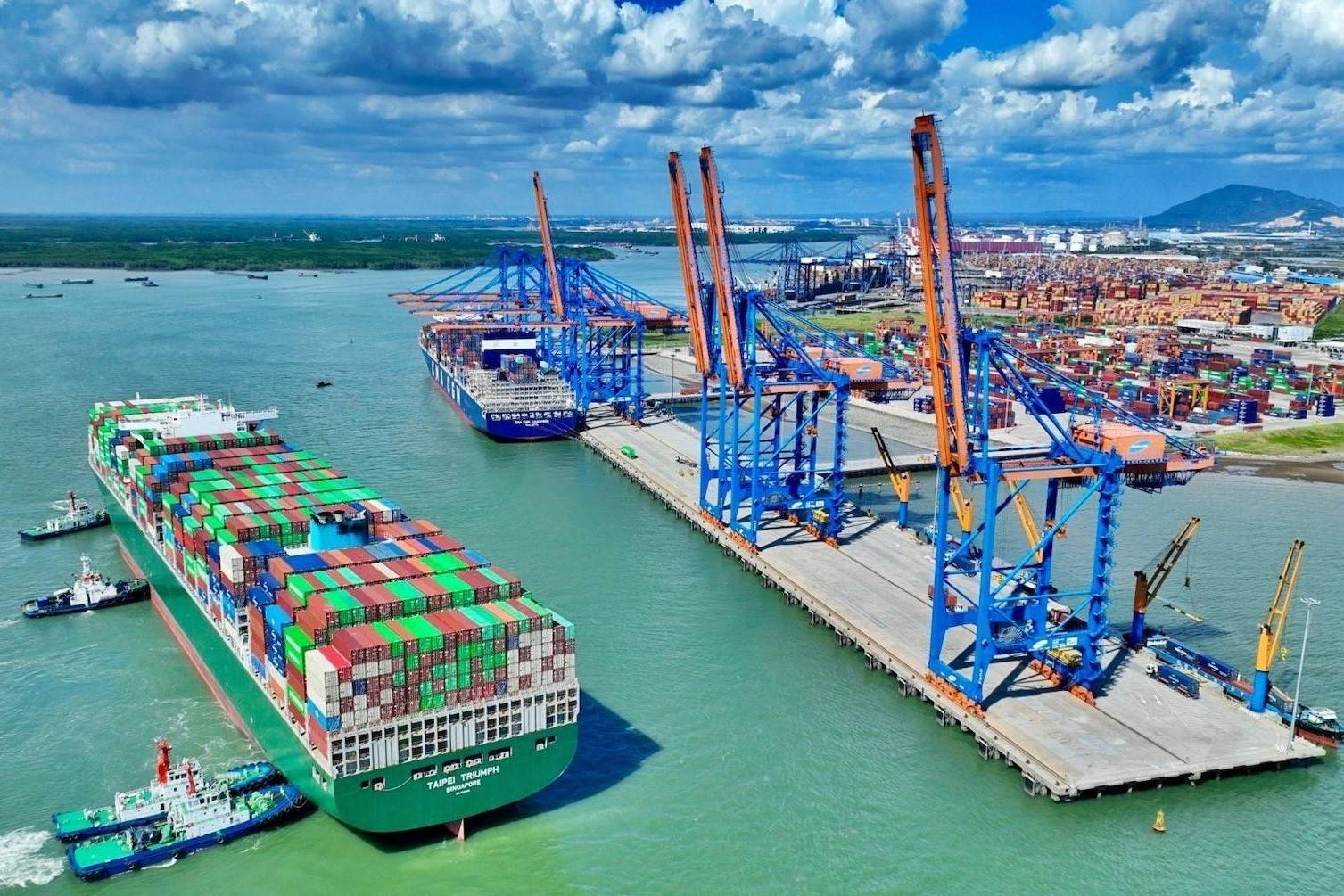 TP. Hồ Chí Minh miễn phí hạ tầng cảng biển trong 3 năm để giảm chi phí logistics