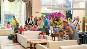 Kinh tế đêm: Động lực mới bên dòng sông Hậu