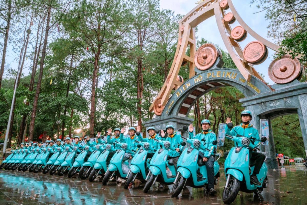 Đội ngũ Bác Tài Xanh được đào tạo theo bộ tiêu chuẩn dịch vụ thống nhất trên toàn hệ thống Green SM.