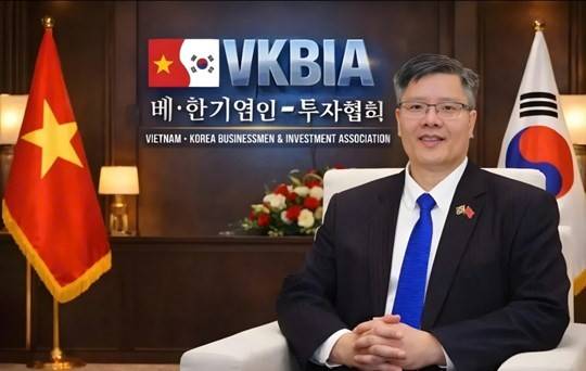 TS. Trần Hải Linh, Ủy viên Ủy ban Trung ương Mặt trận Tổ quốc Việt Nam, Chủ tịch Hiệp hội Doanh nhân và Đầu tư Việt Nam - Hàn Quốc (VKBIA)
