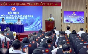 Xuất khẩu bứt tốc hai con số cần doanh nghiệp làm trung tâm và thị trường dẫn dắt